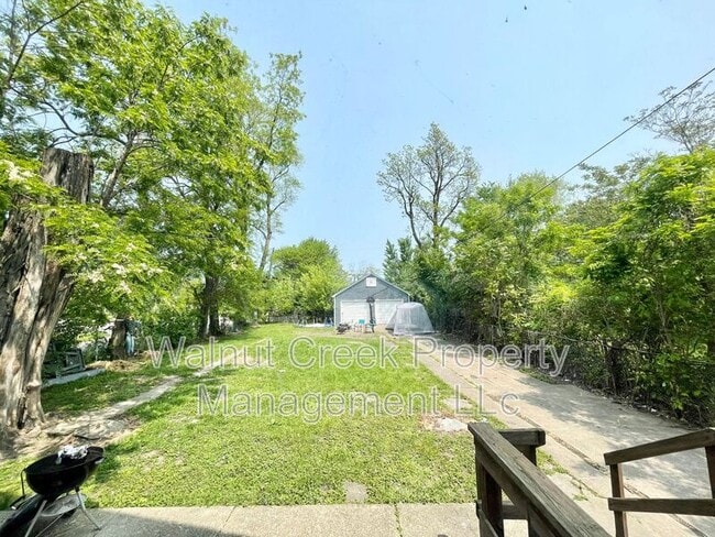 Building Photo - 1627-1627 E 31st St