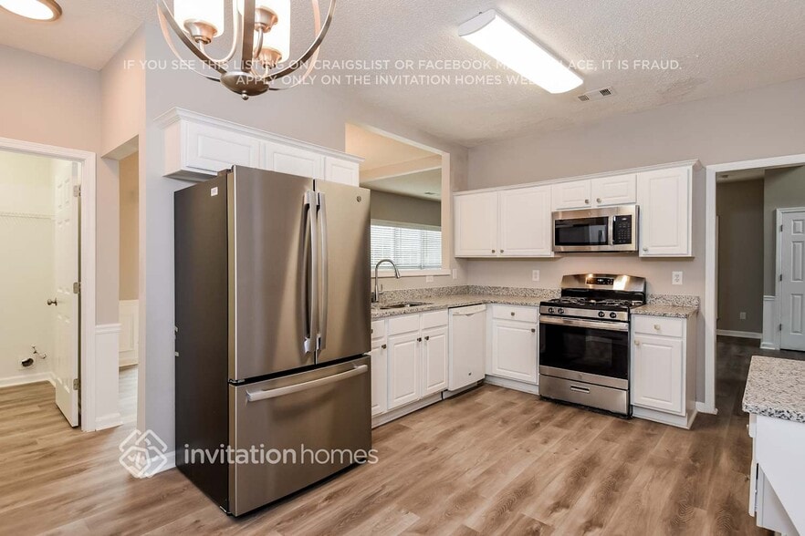 Building Photo - 2206 Sprucewood Dr NW