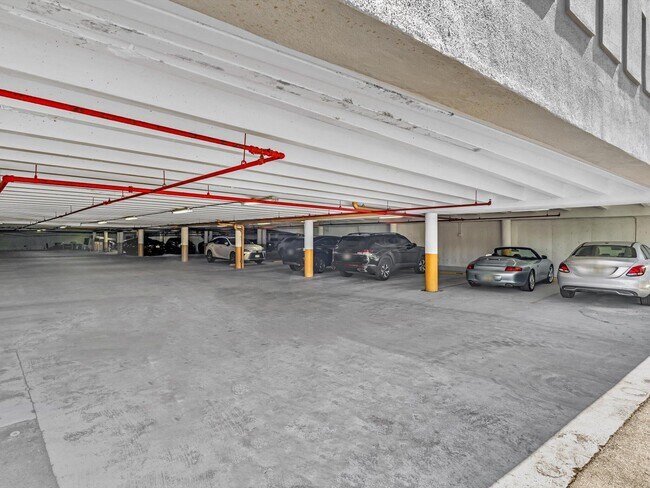 Building Photo - 4505 S Ocean Blvd