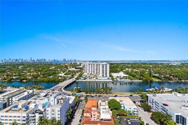 Building Photo - 4201 Collins Ave