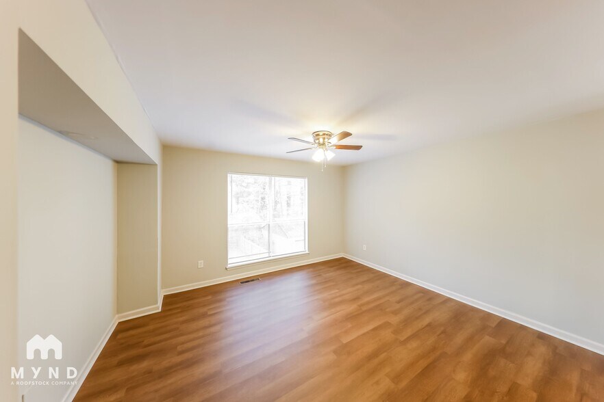 Building Photo - 5217 Starlite Dr