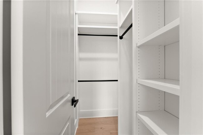 Building Photo - 3255 Tanners Mill Rd