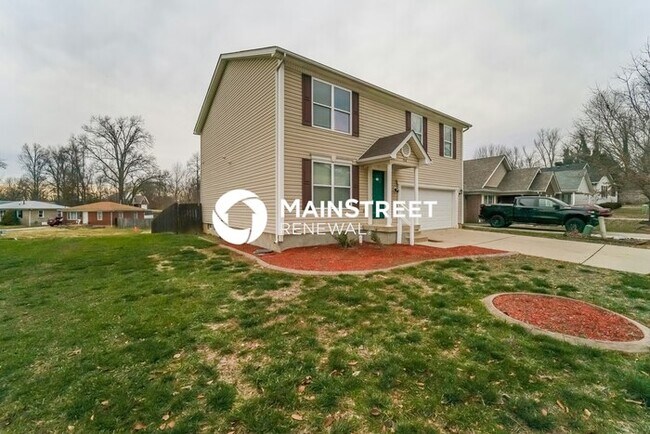 Building Photo - 4 Bedroom Pet-Friendly Home in Louisville, KY with Main Street Renewal