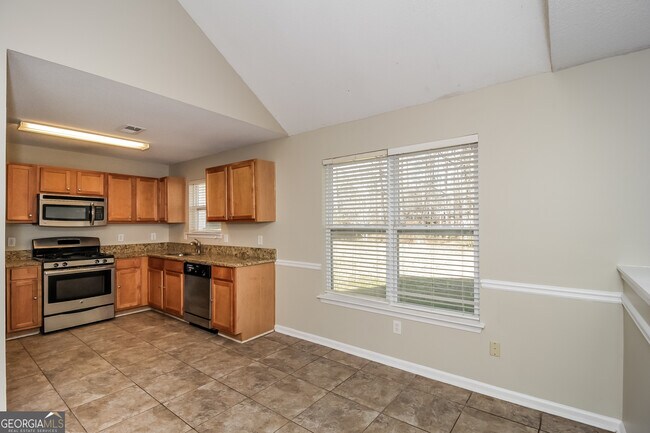 Building Photo - 3005 Weeping Willow Way