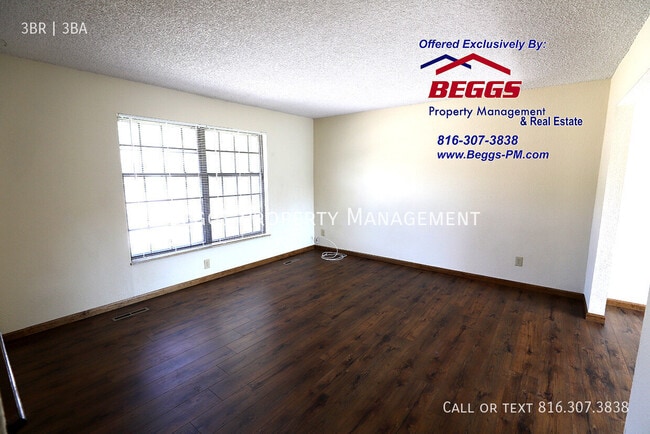 Building Photo - 1221 Broadmore Ln