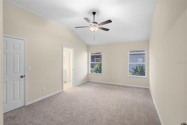 Building Photo - 5622 King James Ave