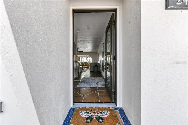 Building Photo - 241 176th Terrace E