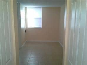 Building Photo - 2771 Riverside Dr