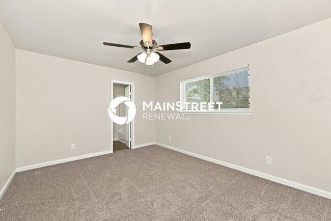 Building Photo - 4 Bedroom Pet-Friendly Home in ARLINGTON, TX with Main Street Renewal