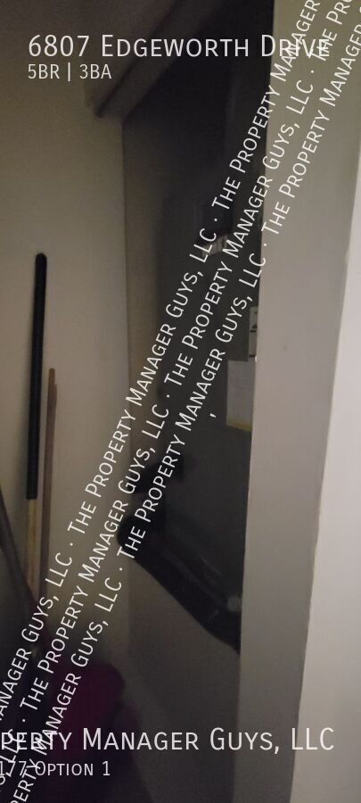 Building Photo - 6807 Edgeworth Dr