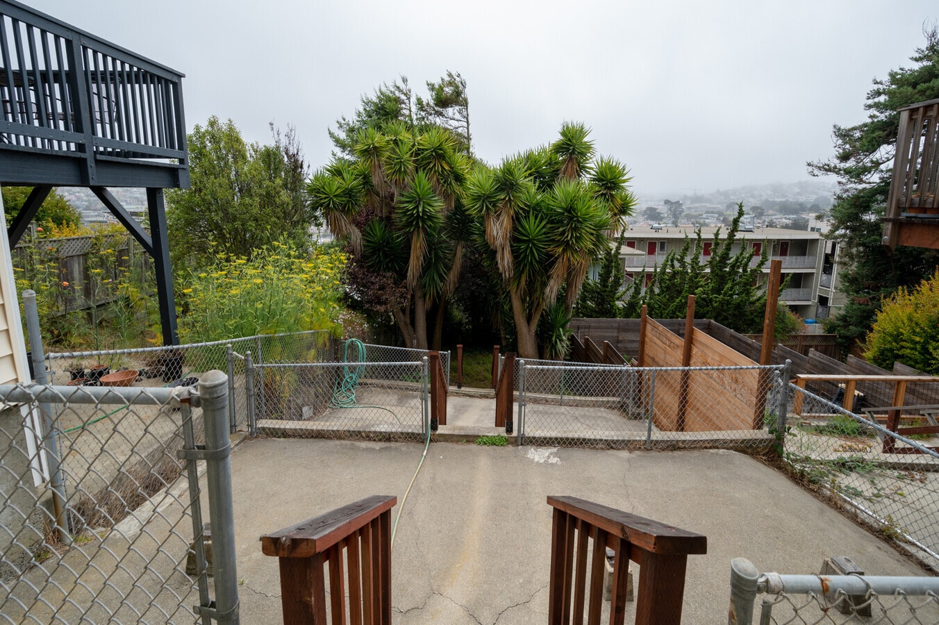 Building Photo - 149 Joost Ave