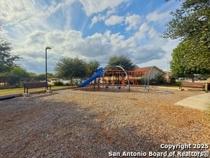 Building Photo - 388 Arbor Cir