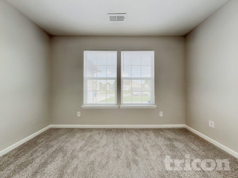 Building Photo - 2240 Prairie Fire Ln