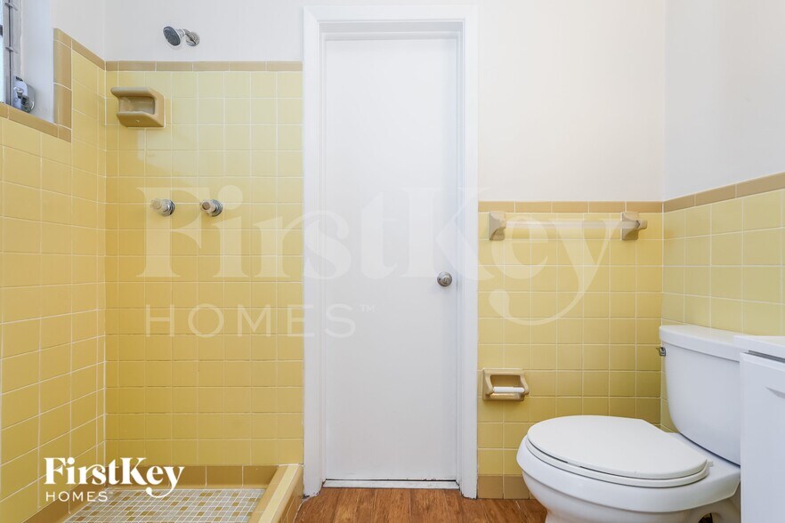 Building Photo - 6910 297th Ave N