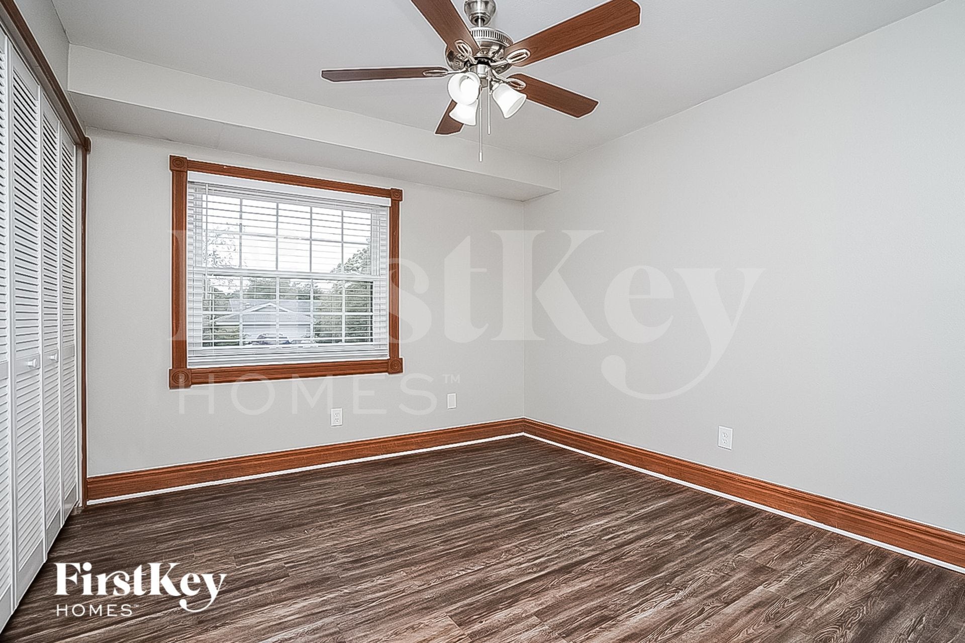 Building Photo - 818 Black Knight Dr