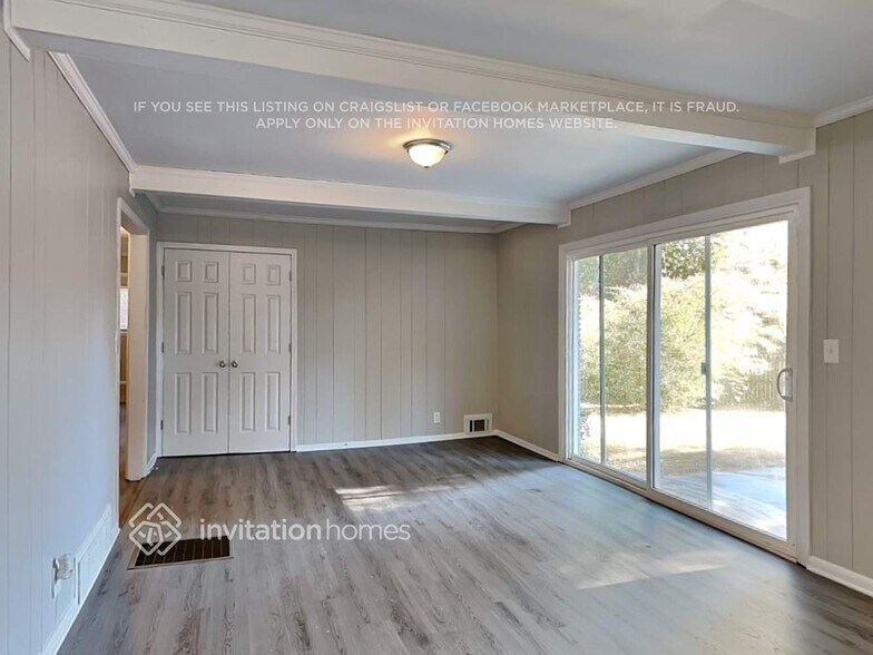 Building Photo - 1804 Timothy Dr SW