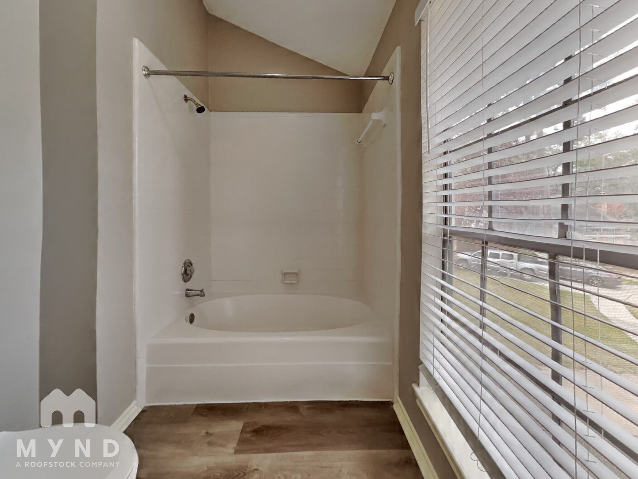 Building Photo - 25515 Mill Pond Ln