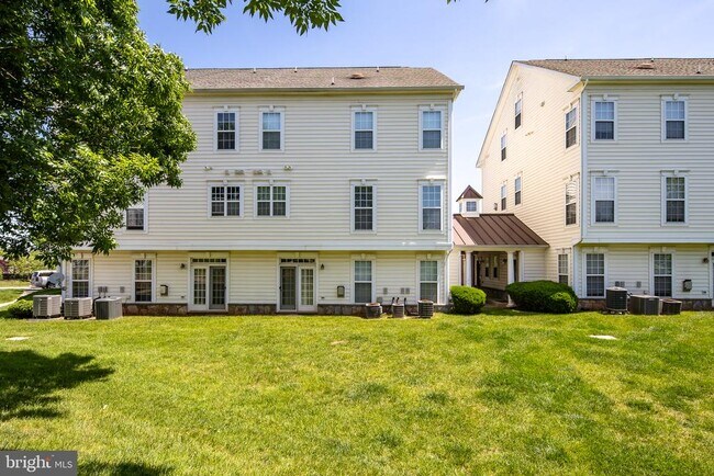 Building Photo - 14483 Macon Grove Ln