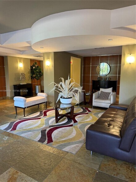 Building Photo - 1755 E Hallandale Beach Blvd