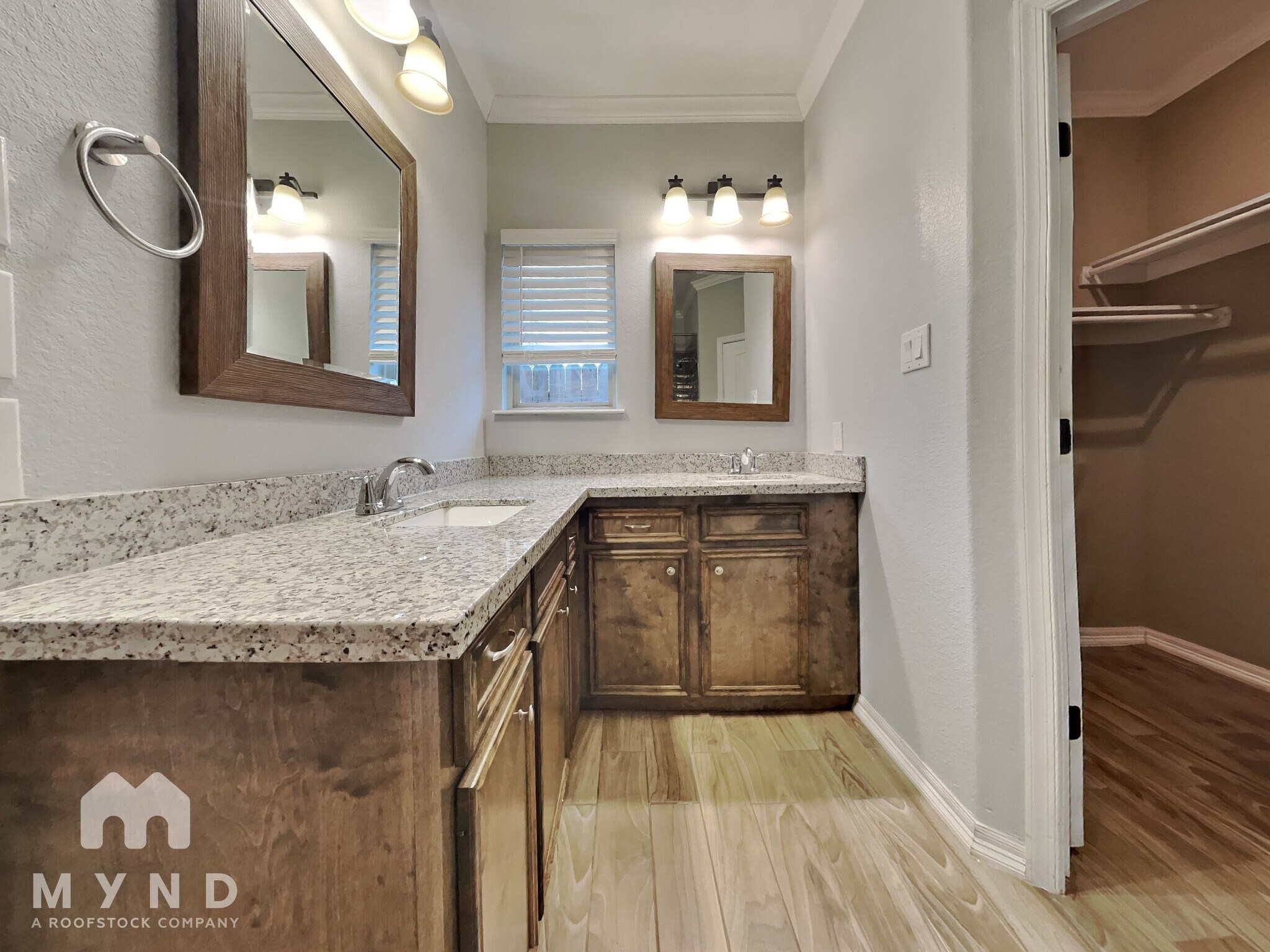 Building Photo - 3638 Lydia St