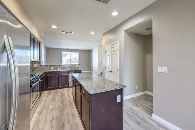 Building Photo - 4516 Townwall St