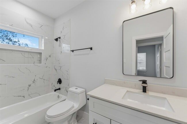 Building Photo - 5420 Elysian St