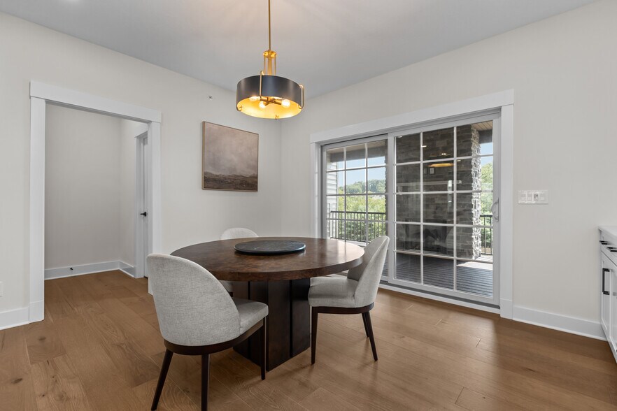 Building Photo - 134 Enclave Dr