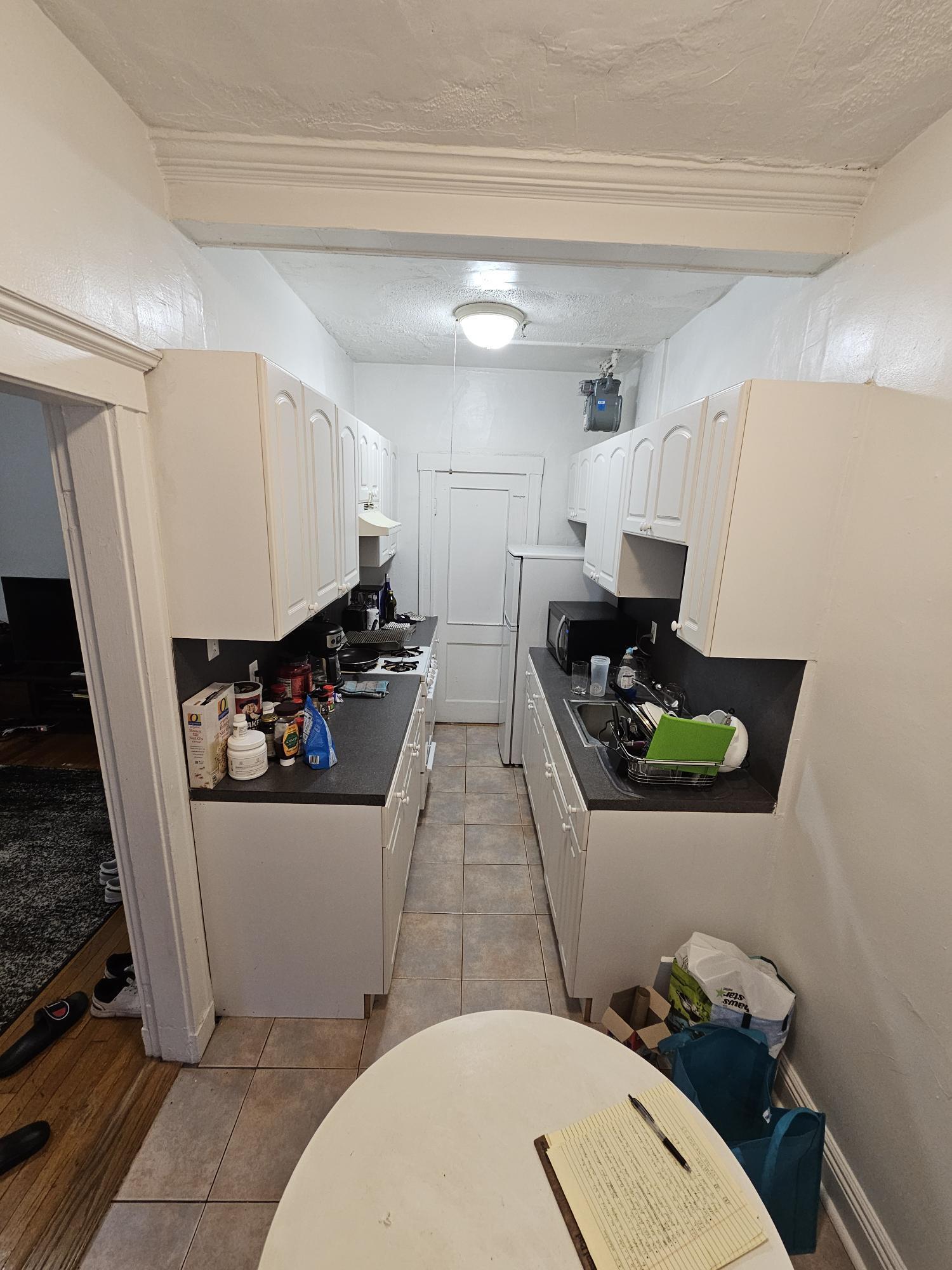 Building Photo - 131 Park Dr