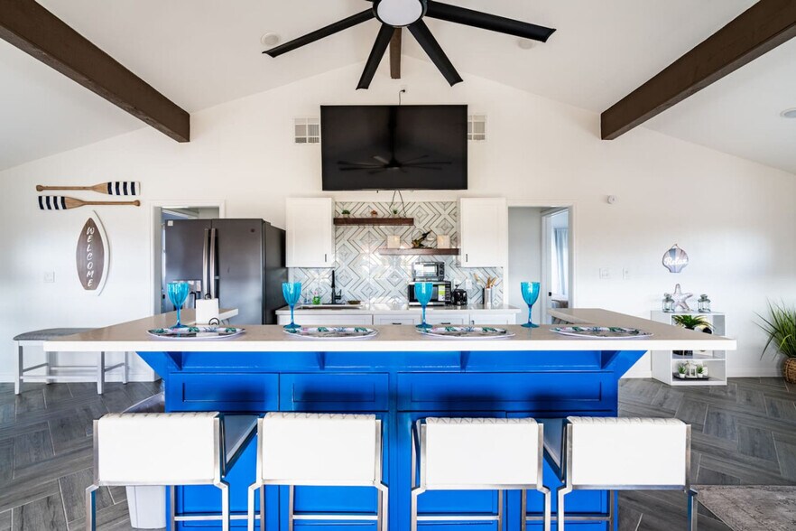 Building Photo - 920 17th St