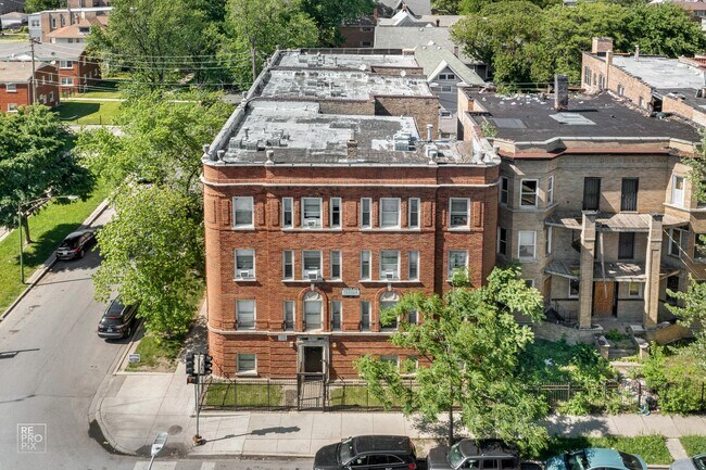 Building Photo - 5732 W Washington