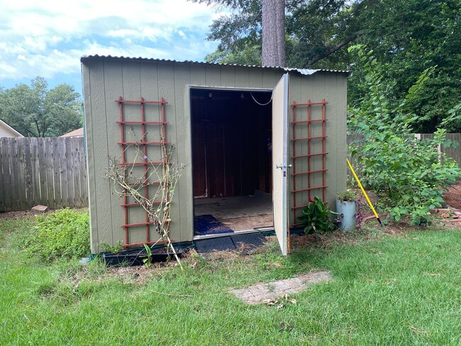 Building Photo - Ellerbe Road Estates