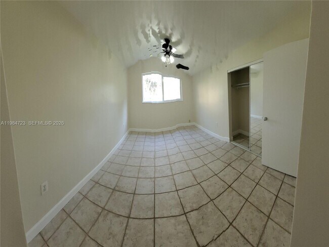 Building Photo - 7430 Miami Lakes Dr