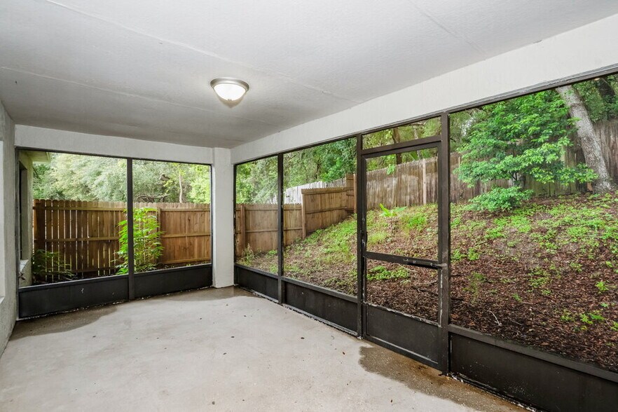 Building Photo - 4812 Pierce Arrow Dr