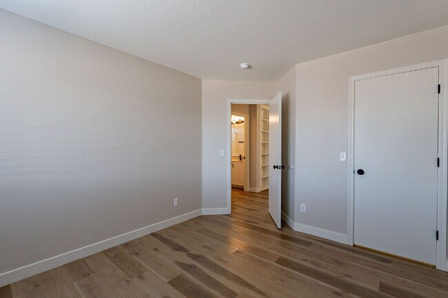 Building Photo - Newly Remodeled 3 bedroom in Goodyear!