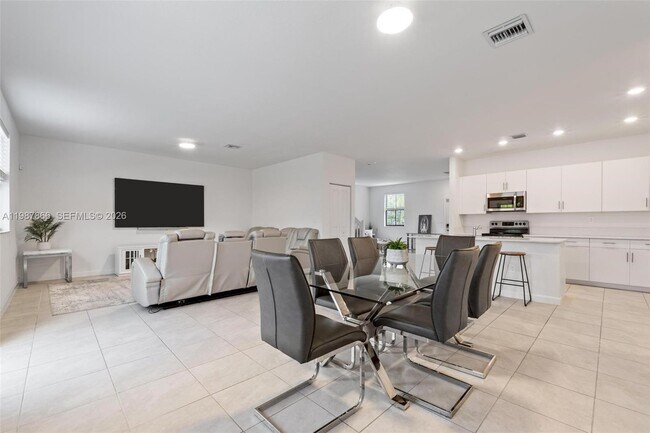 Building Photo - 11903 SW 241st St