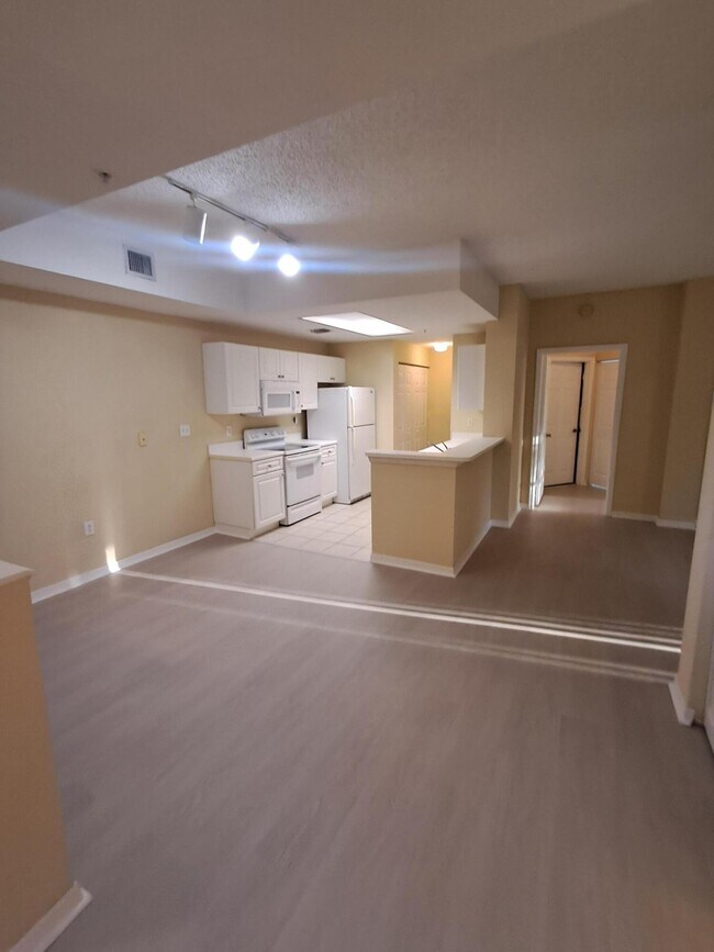 Building Photo - 2807 Veronia Dr