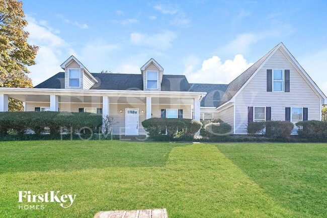 Building Photo - 8690 River Mill Cove