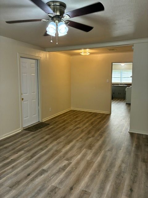 Building Photo - 1805 Thelma Ln