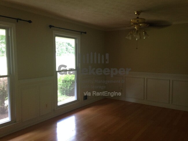 Building Photo - 105 Timberlane Trail