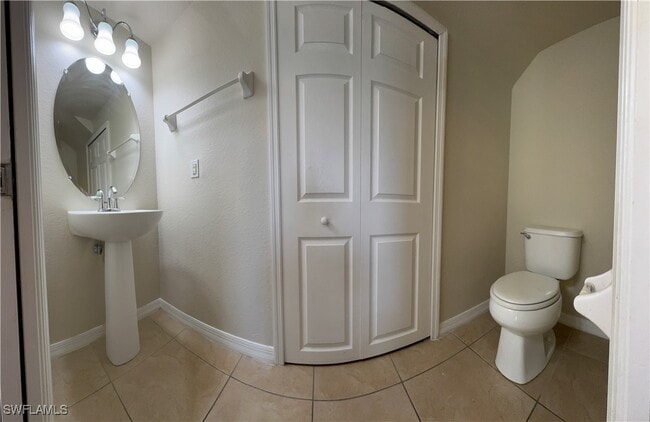 Building Photo - 9101 Gervais Cir