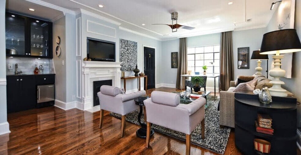 Primary Photo - 600 Hermitage Ct