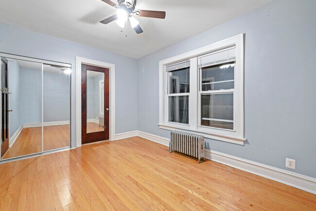 Building Photo - 304 S Kenilworth Ave