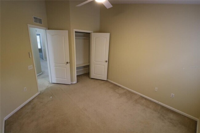Building Photo - 4866 Pond Ridge Dr