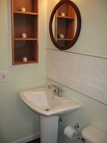 Building Photo - Arthur St Apts LLC