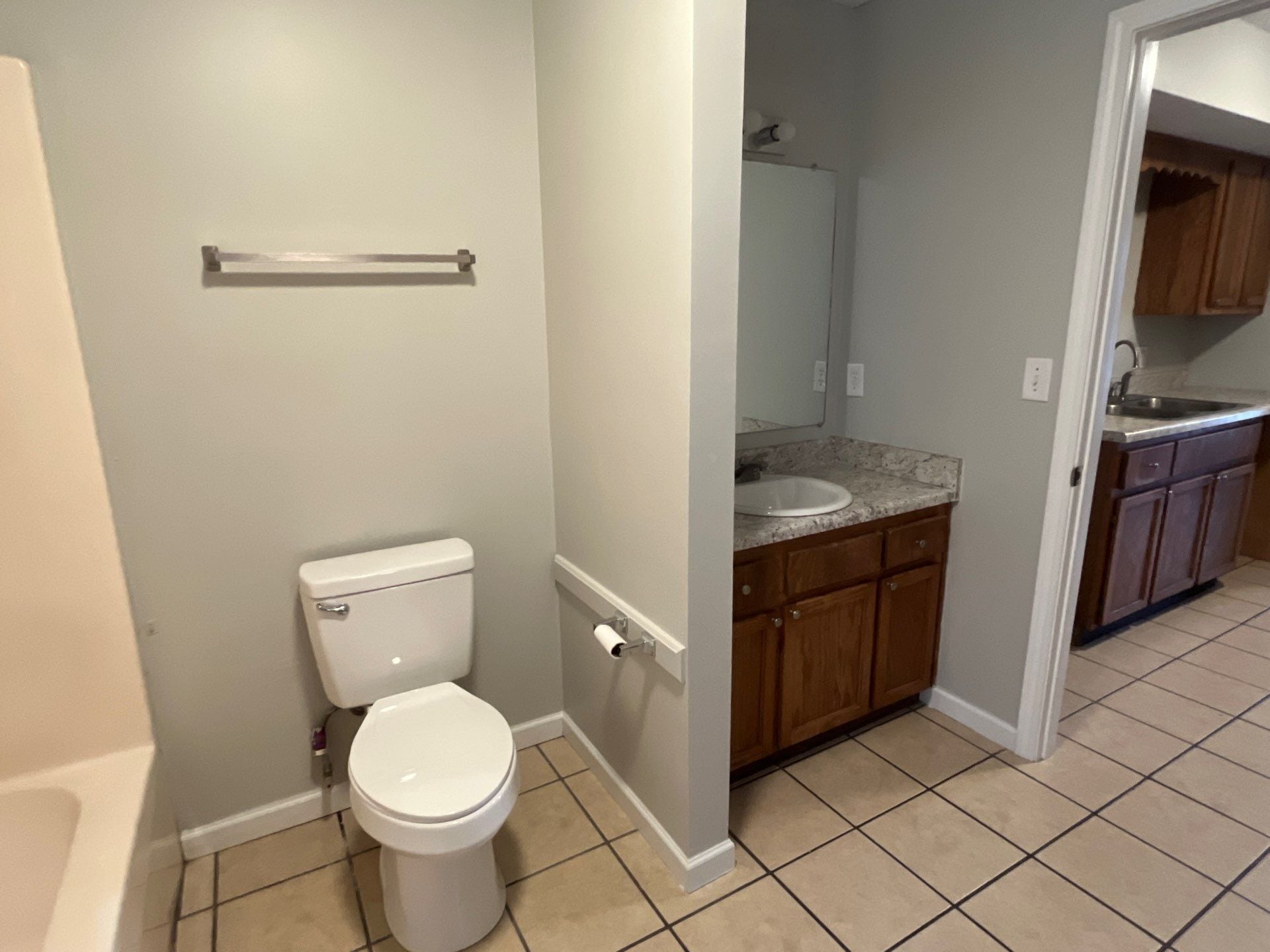 Building Photo - 40 Sta Les Cv