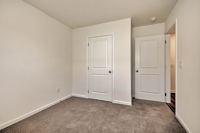 Building Photo - 416 Arrowhead Dr