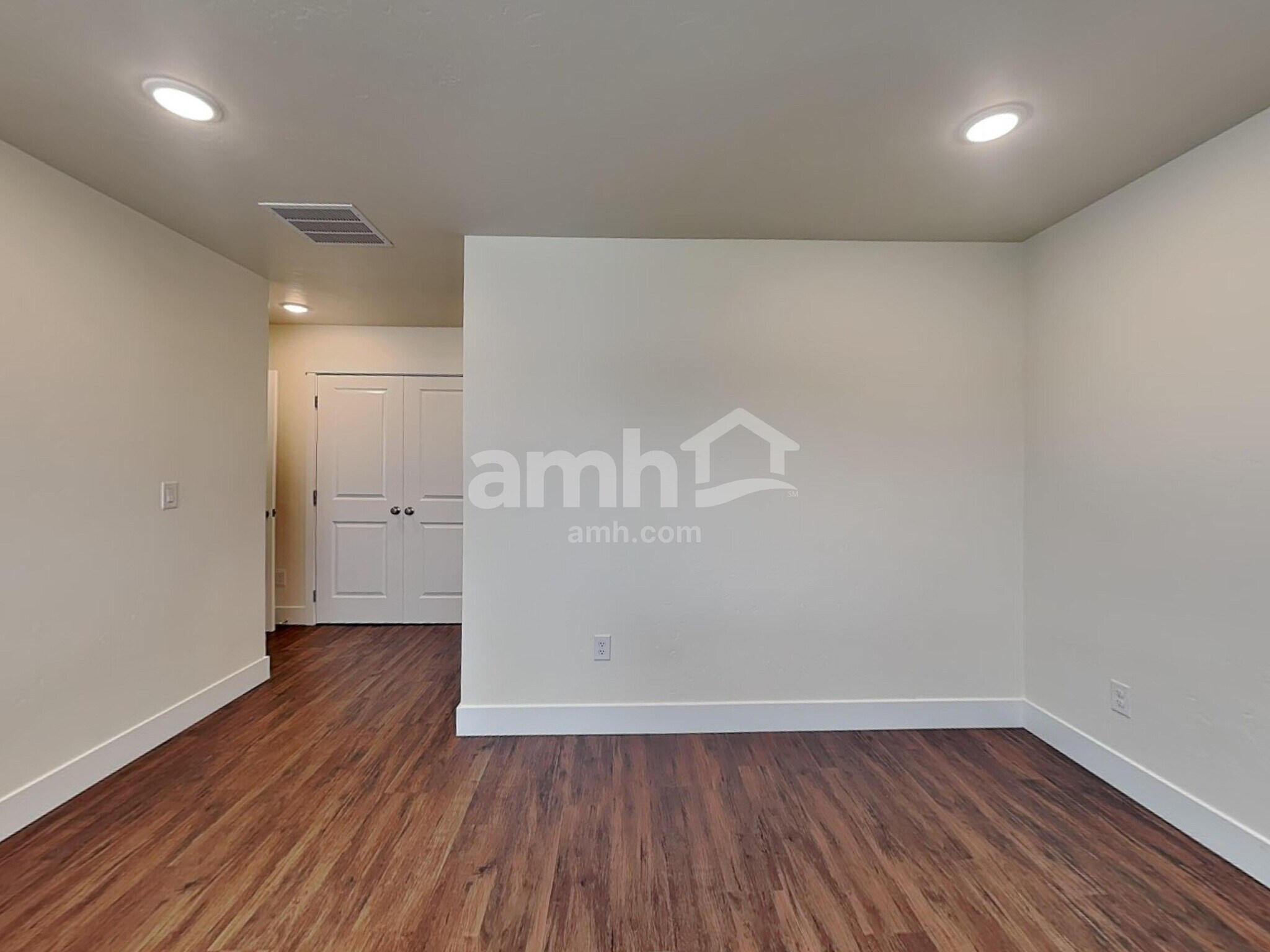 Building Photo - 11503 W Mesquite St