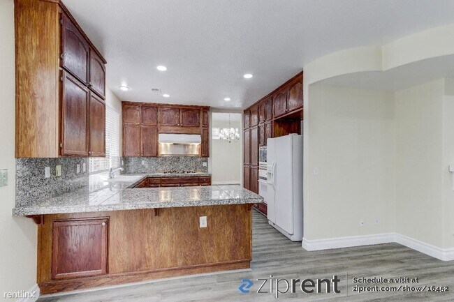 Building Photo - 4 br, 3 bath House - 1110 Palomar Ct, Trac...