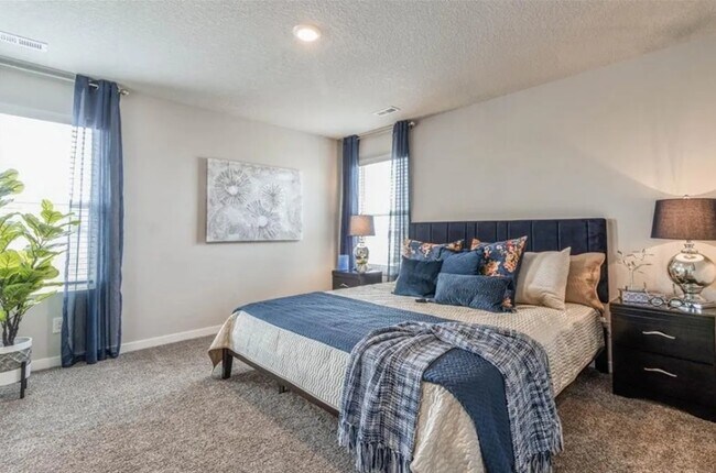 Building Photo - 259 NW Charlestown Ln