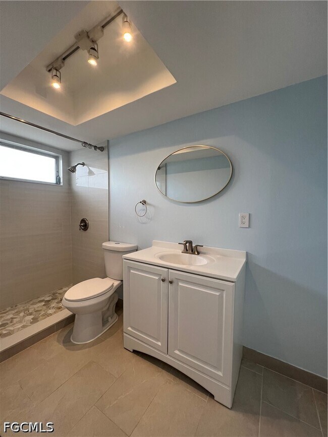 Building Photo - 1406 SE 2nd Pl